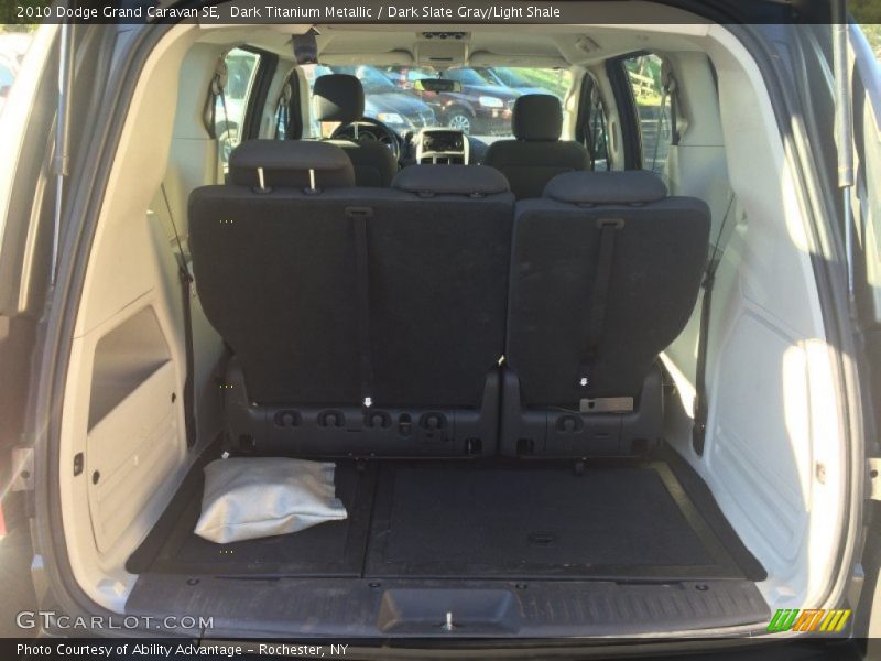 Dark Titanium Metallic / Dark Slate Gray/Light Shale 2010 Dodge Grand Caravan SE