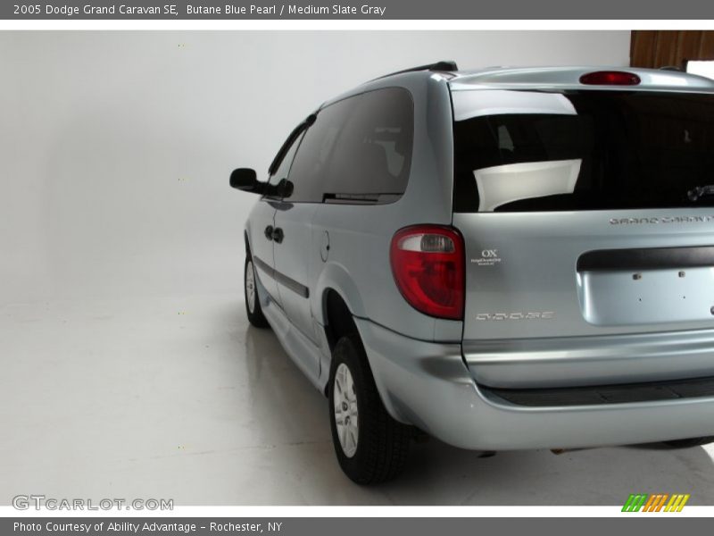 Butane Blue Pearl / Medium Slate Gray 2005 Dodge Grand Caravan SE