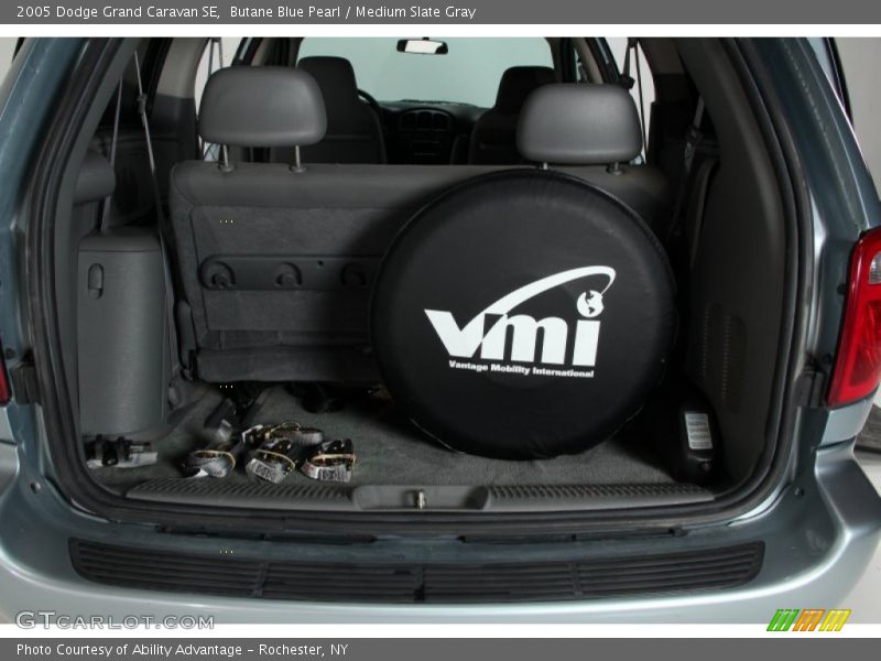 Butane Blue Pearl / Medium Slate Gray 2005 Dodge Grand Caravan SE