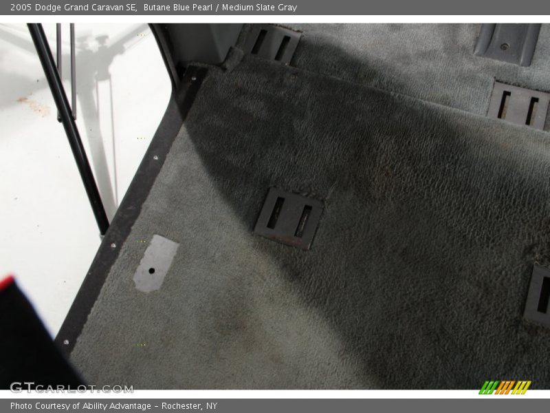 Butane Blue Pearl / Medium Slate Gray 2005 Dodge Grand Caravan SE