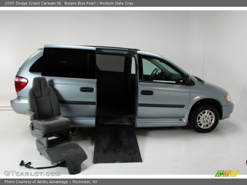 Butane Blue Pearl / Medium Slate Gray 2005 Dodge Grand Caravan SE