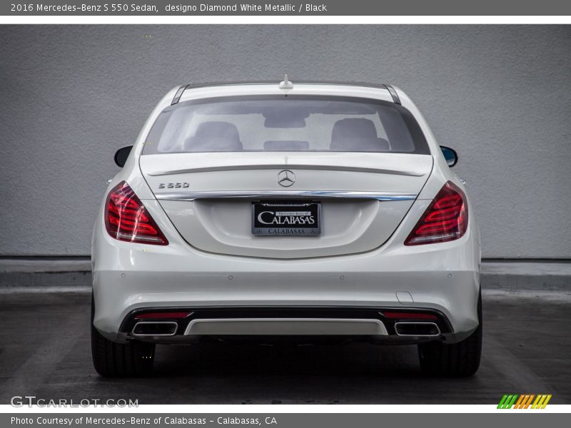 designo Diamond White Metallic / Black 2016 Mercedes-Benz S 550 Sedan