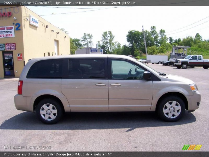 Light Sandstone Metallic / Dark Slate Gray/Light Shale 2009 Dodge Grand Caravan SE