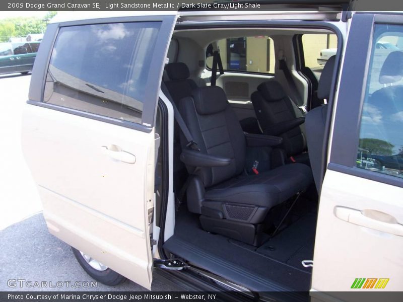 Light Sandstone Metallic / Dark Slate Gray/Light Shale 2009 Dodge Grand Caravan SE