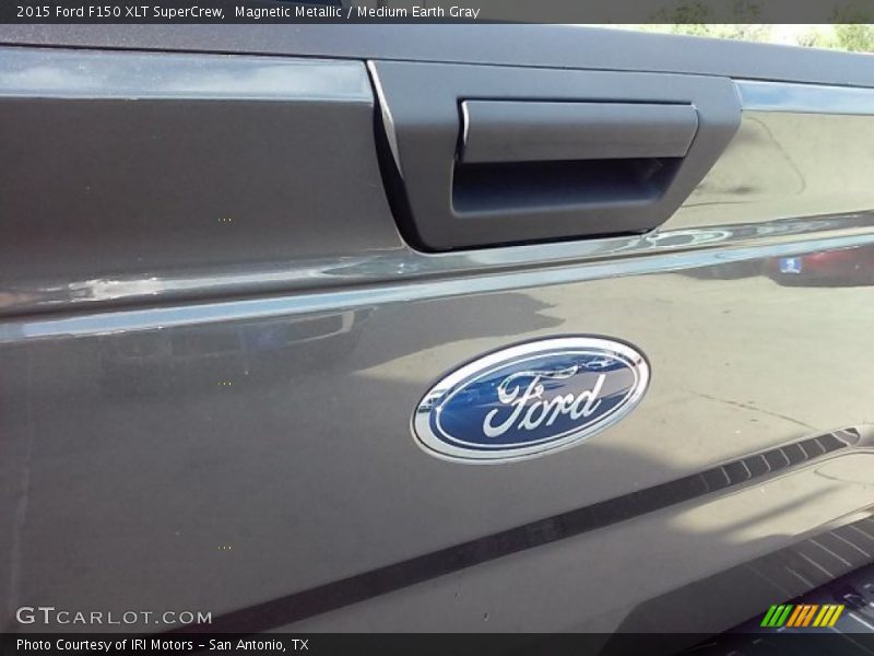 Magnetic Metallic / Medium Earth Gray 2015 Ford F150 XLT SuperCrew