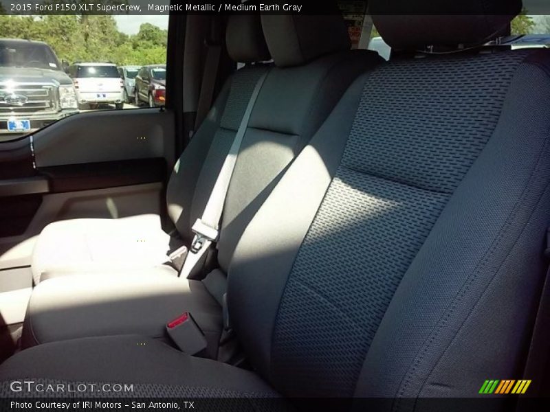 Magnetic Metallic / Medium Earth Gray 2015 Ford F150 XLT SuperCrew