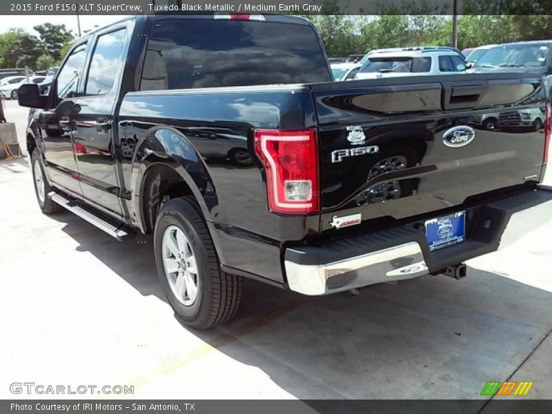 Tuxedo Black Metallic / Medium Earth Gray 2015 Ford F150 XLT SuperCrew