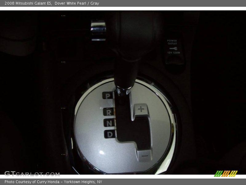 Dover White Pearl / Gray 2008 Mitsubishi Galant ES