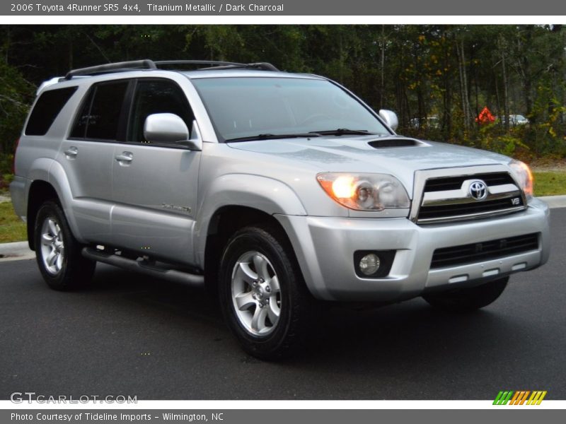 Titanium Metallic / Dark Charcoal 2006 Toyota 4Runner SR5 4x4