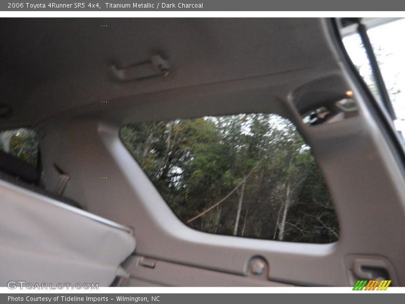 Titanium Metallic / Dark Charcoal 2006 Toyota 4Runner SR5 4x4