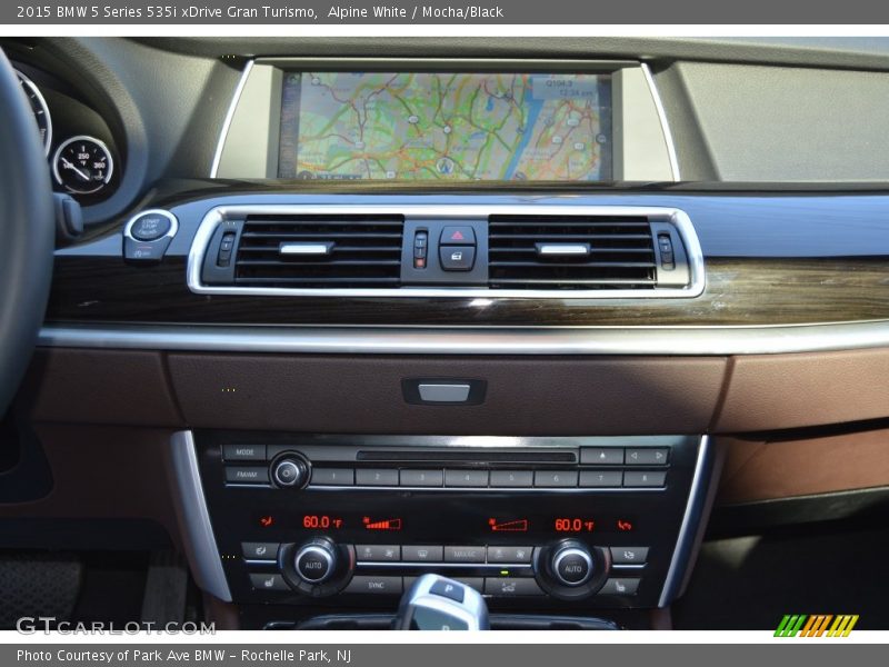 Controls of 2015 5 Series 535i xDrive Gran Turismo