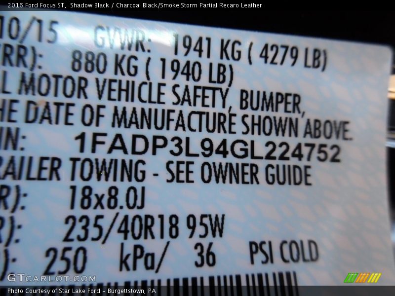 Shadow Black / Charcoal Black/Smoke Storm Partial Recaro Leather 2016 Ford Focus ST