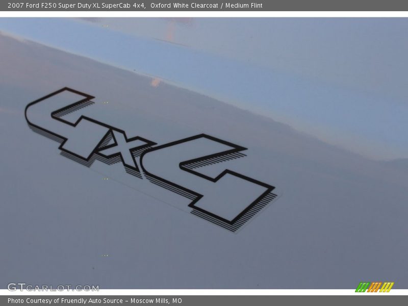 Oxford White Clearcoat / Medium Flint 2007 Ford F250 Super Duty XL SuperCab 4x4