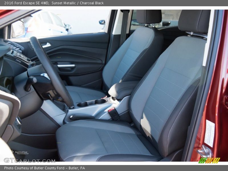 Sunset Metallic / Charcoal Black 2016 Ford Escape SE 4WD