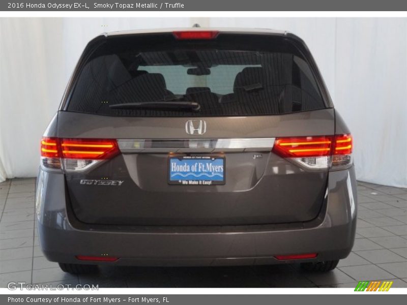 Smoky Topaz Metallic / Truffle 2016 Honda Odyssey EX-L