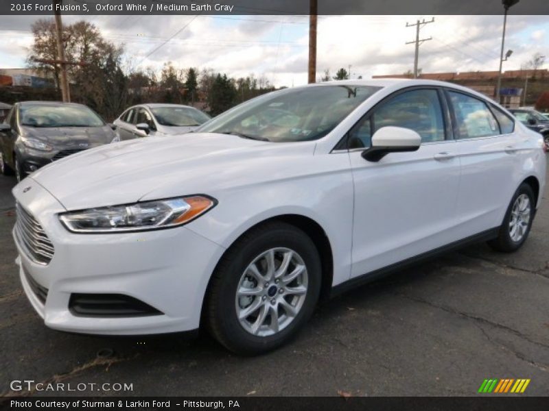Oxford White / Medium Earth Gray 2016 Ford Fusion S