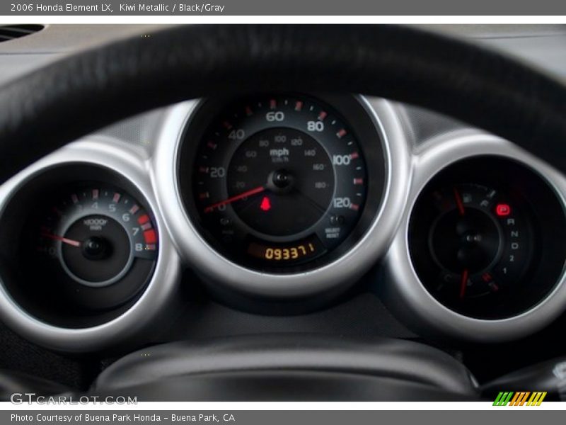 Kiwi Metallic / Black/Gray 2006 Honda Element LX