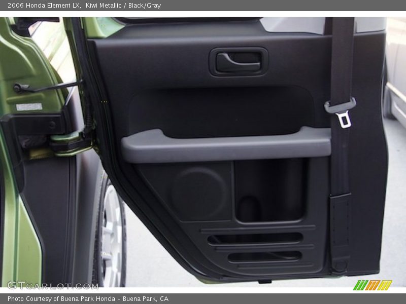 Kiwi Metallic / Black/Gray 2006 Honda Element LX