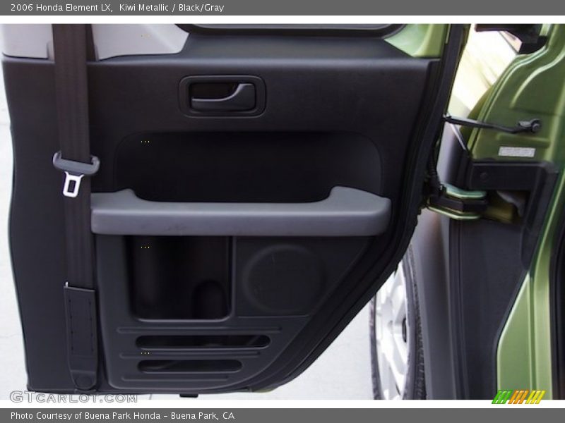 Kiwi Metallic / Black/Gray 2006 Honda Element LX