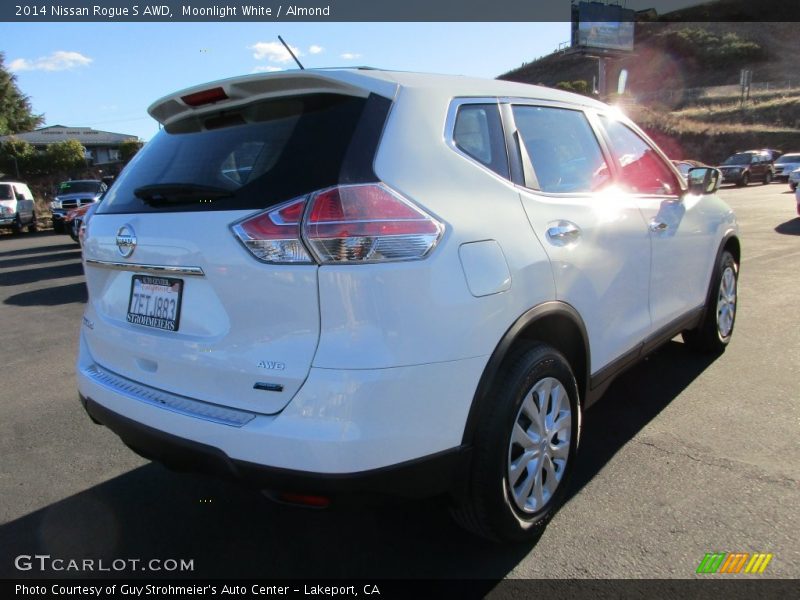 Moonlight White / Almond 2014 Nissan Rogue S AWD