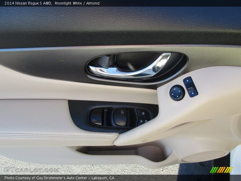 Moonlight White / Almond 2014 Nissan Rogue S AWD