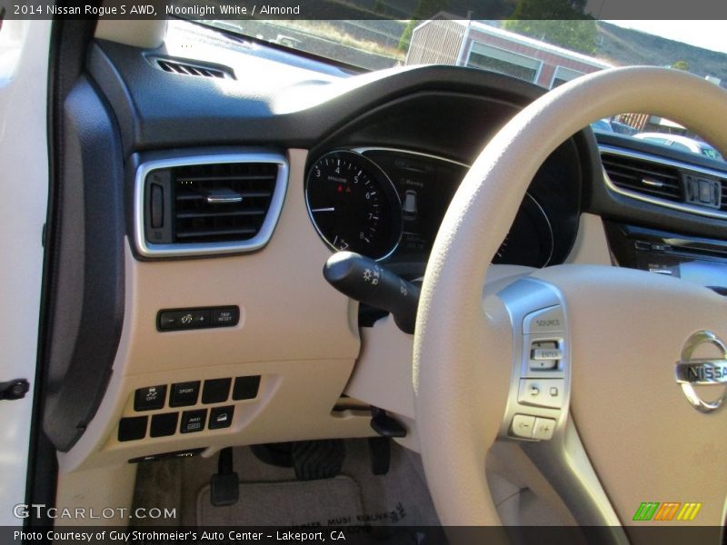 Moonlight White / Almond 2014 Nissan Rogue S AWD