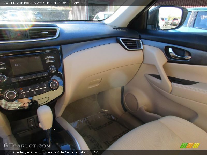 Moonlight White / Almond 2014 Nissan Rogue S AWD