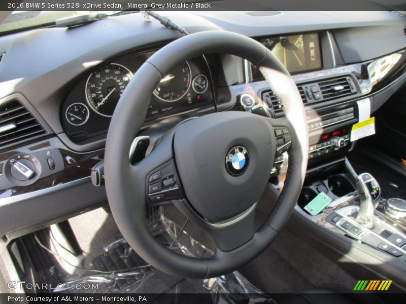 Mineral Grey Metallic / Black 2016 BMW 5 Series 528i xDrive Sedan