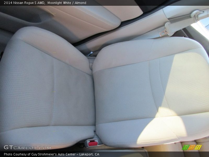 Moonlight White / Almond 2014 Nissan Rogue S AWD