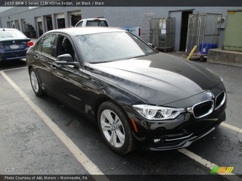 Front 3/4 View of 2016 3 Series 328i xDrive Sedan