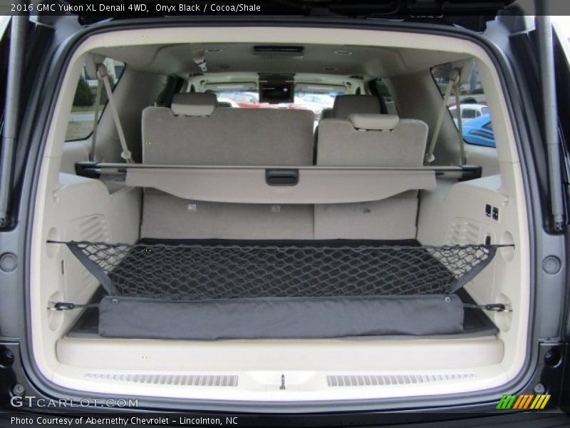  2016 Yukon XL Denali 4WD Trunk