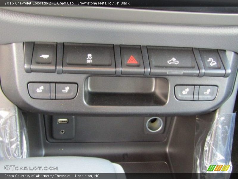 Controls of 2016 Colorado Z71 Crew Cab