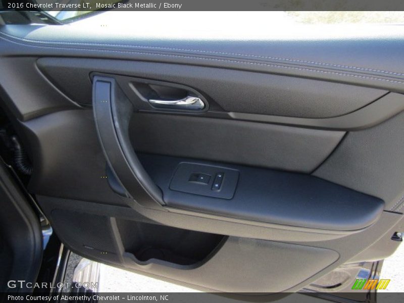 Mosaic Black Metallic / Ebony 2016 Chevrolet Traverse LT