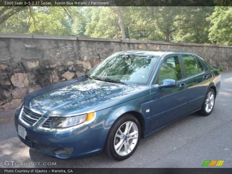 Front 3/4 View of 2006 9-5 2.3T Sedan
