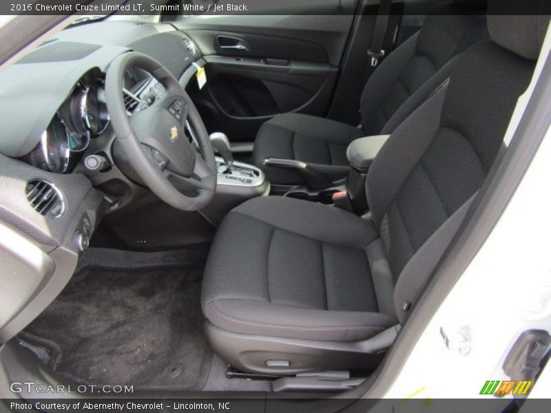 Summit White / Jet Black 2016 Chevrolet Cruze Limited LT