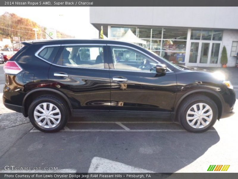 Super Black / Charcoal 2014 Nissan Rogue S AWD