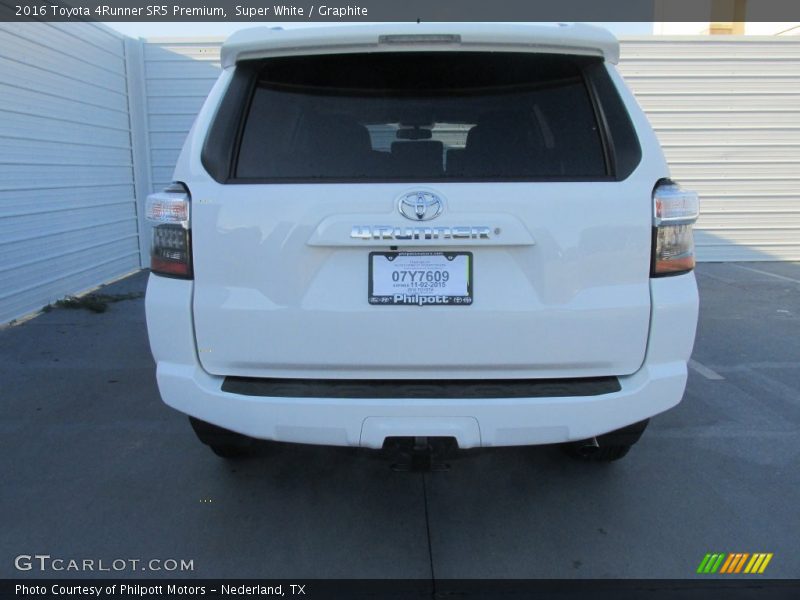 Super White / Graphite 2016 Toyota 4Runner SR5 Premium