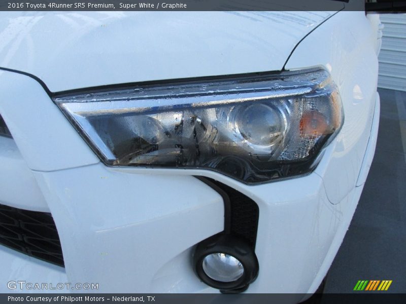 Super White / Graphite 2016 Toyota 4Runner SR5 Premium