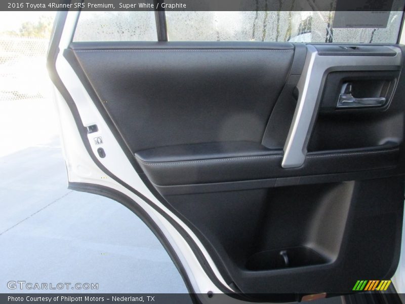 Super White / Graphite 2016 Toyota 4Runner SR5 Premium