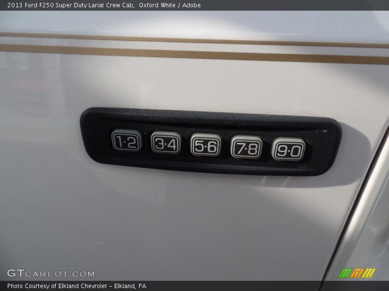 Oxford White / Adobe 2013 Ford F250 Super Duty Lariat Crew Cab
