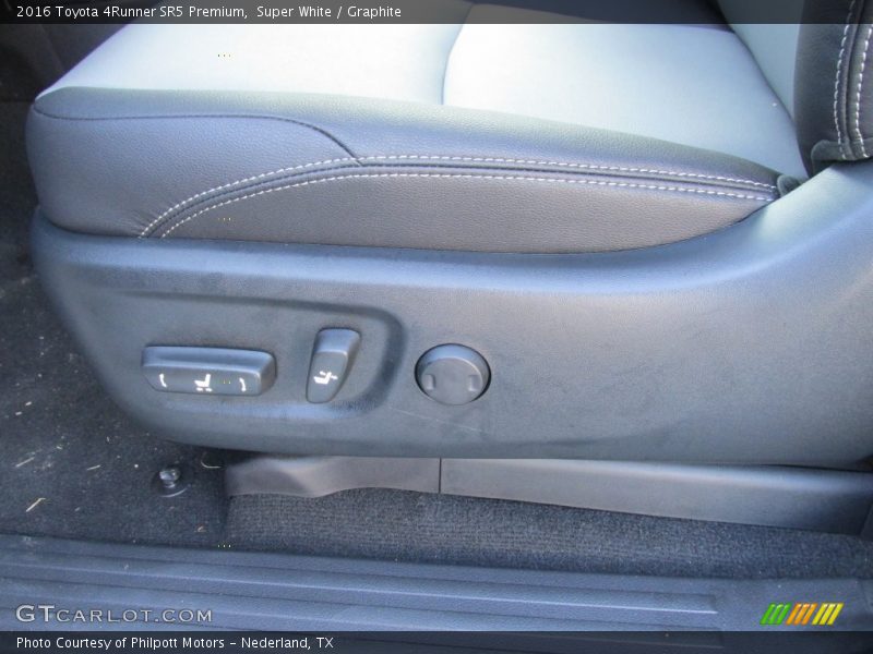 Super White / Graphite 2016 Toyota 4Runner SR5 Premium