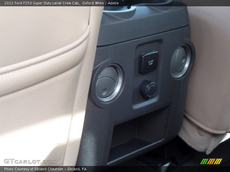 Oxford White / Adobe 2013 Ford F250 Super Duty Lariat Crew Cab
