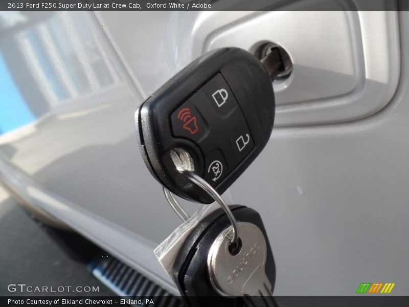 Oxford White / Adobe 2013 Ford F250 Super Duty Lariat Crew Cab