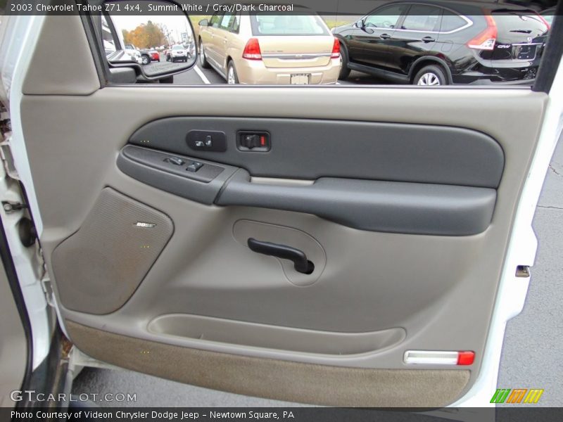 Summit White / Gray/Dark Charcoal 2003 Chevrolet Tahoe Z71 4x4