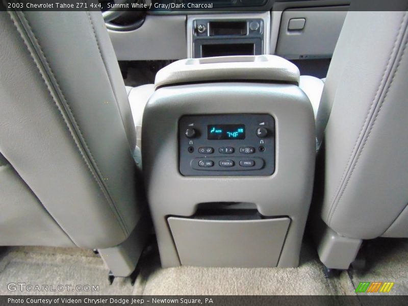 Summit White / Gray/Dark Charcoal 2003 Chevrolet Tahoe Z71 4x4
