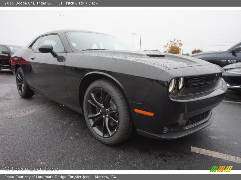 Front 3/4 View of 2016 Challenger SXT Plus