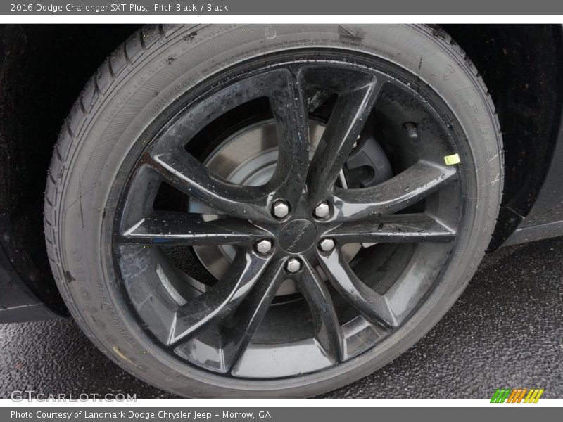 Pitch Black / Black 2016 Dodge Challenger SXT Plus