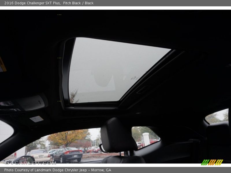 Pitch Black / Black 2016 Dodge Challenger SXT Plus