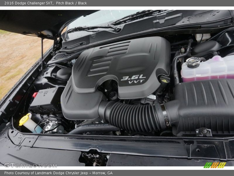 Pitch Black / Black 2016 Dodge Challenger SXT