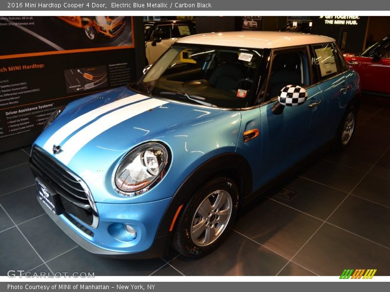 Front 3/4 View of 2016 Hardtop Cooper 4 Door